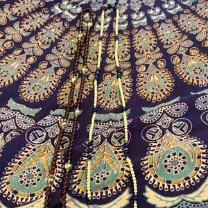 2Necklaces 1 with garnet 1 with pearl and Lapis